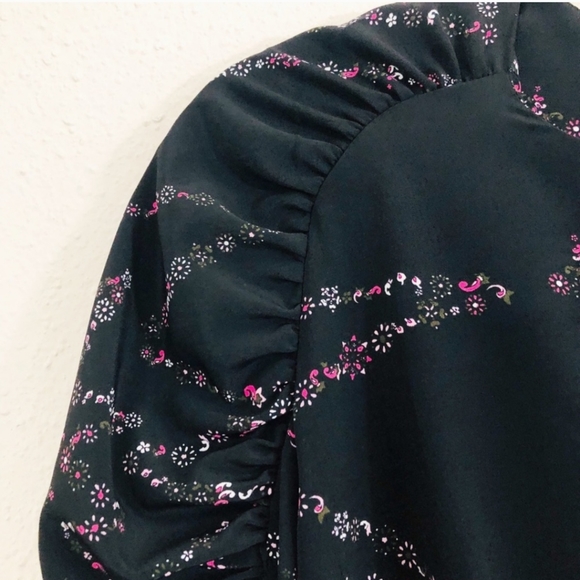 NWT Topshop Floral Star Print Blouse, Long Ruched Sleeve Tie Neck Women Size 6 - Picture 13 of 13